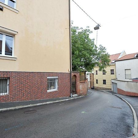 Pure Apartman Pécs Exterior foto
